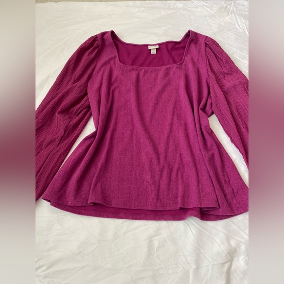 Purple long sleeve blouse with square neckline and puffy sleeves - Picture 4 of 6